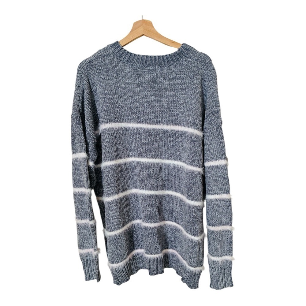 NEW NWT Reborn J Gray White Striped Fuzzy Sweater Chenille Crew Neck Sweater 1X - Picture 9 of 10